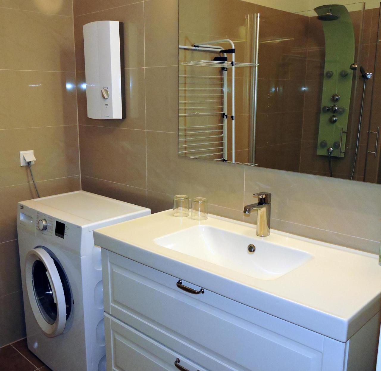 קלגנפורט 215 Apartment Wien 4-6 Pers 42M2 מראה חיצוני תמונה